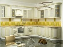 Кухні з масиву дуба (44 фото): плюси і мінуси натуральної дерев’яної меблів. Кухонний гарнітур в сучасному стилі з патиною