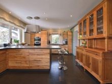 Кухні з масиву дуба (44 фото): плюси і мінуси натуральної дерев’яної меблів. Кухонний гарнітур в сучасному стилі з патиною