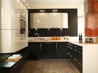 Кухня кольору ванілі (55 фото): кухонні гарнітури ванільного кольору з шоколадом і кавою з молоком, інші варіанти інтер’єру. Як підібрати шпалери?