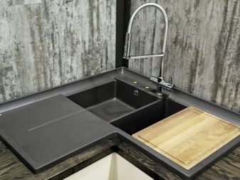 Кухонні мийки Florentina (21 фото): раковини для кухні з штучного каменю кольору антрацит, врізні моделі і інші варіанти