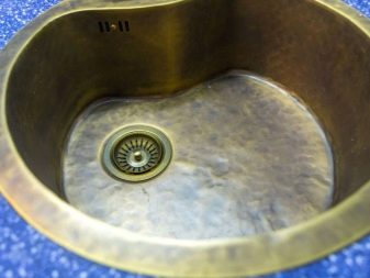 Кухонні мийки Omoikiri (26 фото): огляд мийок з нержавіючої сталі та інших матеріалів для кухні з Японії