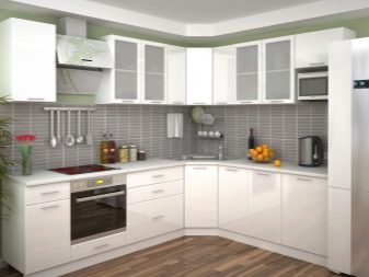 Кухонний кутовий шафа навісний (34 фото): огляд верхніх Г-подібних шаф, поради з вибору