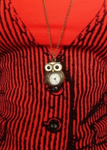 Кулон сова (33 фото): срібло і біле золото, що символізує срібний кулон у вигляді сови, його значення