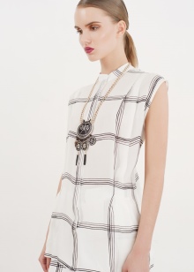 Кулон сова (33 фото): срібло і біле золото, що символізує срібний кулон у вигляді сови, його значення