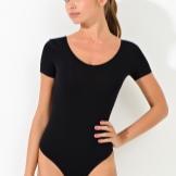 Купальник-боді (39 фото): моделі з принтом, з трусиками-стринг, для плавання, чорний стильний для танців