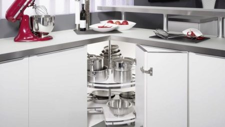 Кутові шафи на кухню (56 фото): огляд підлогових кухонних шафок, варіанти гарнітурів з нижніми шафами зі скошеним кутом