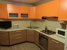 Кутові шафи на кухню (56 фото): огляд підлогових кухонних шафок, варіанти гарнітурів з нижніми шафами зі скошеним кутом
