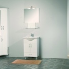 Кутові шафи у ванну кімнату (55 фото): пластиковий й інші різновиди. Рожевий і інші забарвлення. Поради щодо вибору