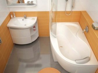 Кутові ванни в маленькій ванній (фото 48): розміри невеликих кутових ванн, приклади в інтер’єрі