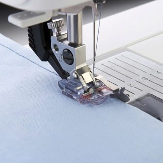 Лапки для квілтингу: як користуватися лапками з направляючою для печворку? Як виглядає швейний направитель?