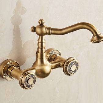 Латунні змішувачі для ванної: як вибрати змішувач з латуні? Одноважільний, з душем, з довгим виливом та інші види