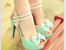 М’ятні туфлі (38 фото): з чим носити моделі на підборах і без м’ятного кольору