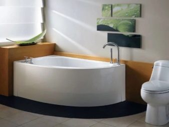 Маленька кутова ванна: особливості моделей невеликого розміру