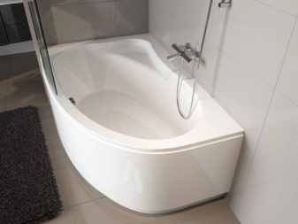 Маленька кутова ванна: особливості моделей невеликого розміру