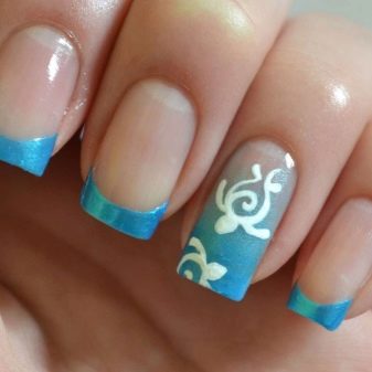 Манікюр під блакитне плаття (24 фото): який дизайн підійде для коротких нігтів під ніжно-блакитний наряд?