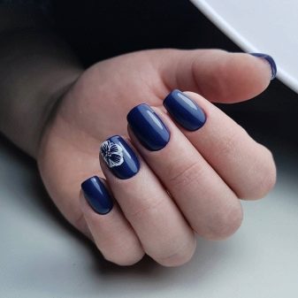 Манікюр під зелену сукню (58 фото): вибираємо дизайн нігтів під м’ятна, бірюзове або смарагдове плаття