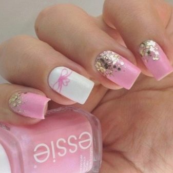 Манікюр в рожевому та білому кольорі (54 фото): ніжний дизайн нігтів омбре на напівпрозорий білому лаку, яскраві варіанти з малюнками