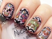 Манікюр з черепами (20 фото): варіанти стильного дизайну нігтів