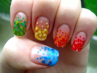 Манікюр з колами (28 фото): дизайн нігтів кольоровими колами, оригінальні ідеї оформлення