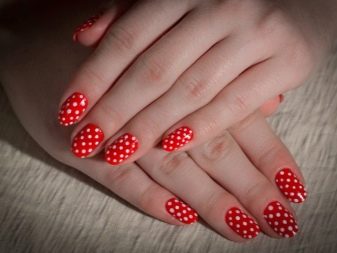Манікюр з колами (28 фото): дизайн нігтів кольоровими колами, оригінальні ідеї оформлення