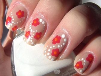 Манікюр з колами (28 фото): дизайн нігтів кольоровими колами, оригінальні ідеї оформлення