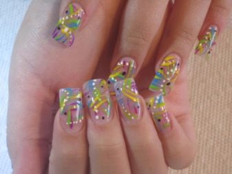 Манікюр з колами (28 фото): дизайн нігтів кольоровими колами, оригінальні ідеї оформлення