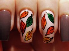 Манікюр з листям: дизайн нігтів з зображенням листя