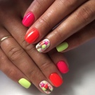 Манікюр з морозивом (47 фото): дизайн нігтів з морозивом і тістечком. Як зробити малюнок покроково?