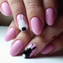 Манікюр з зайчиком (34 фото): дизайн нігтів з малюнком зайця на одному пальці