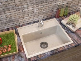 Мармурові мийки для кухні: вибір кухонних мийок зі штучного і натурального мармуру. Плюси і мінуси кольорових моделей