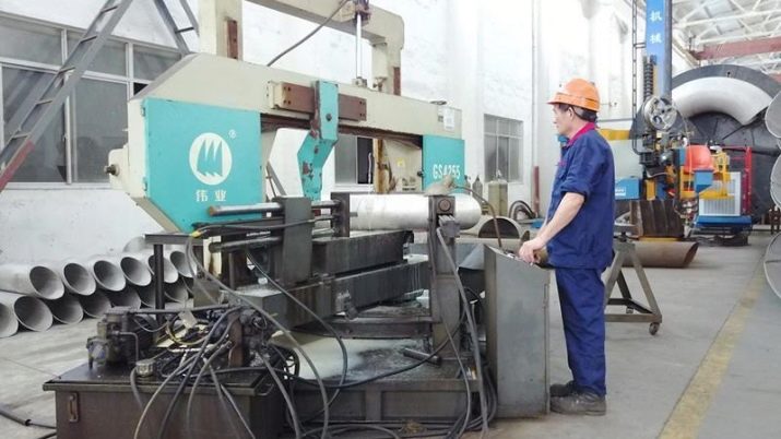 Машиніст екструдера: що це за професія, плюси і мінуси роботи, освіта і розряди