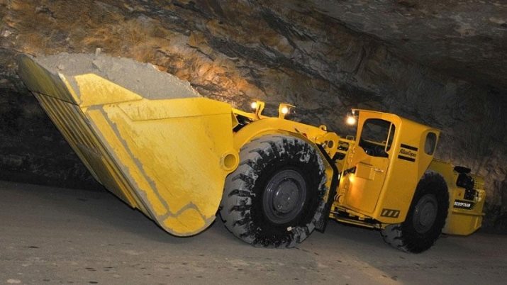 Машиніст ПДМ: посадові обов’язки в роботі з вантажно-доставочной машиною, кваліфікаційні вимоги по ЄТКД і профстандарту