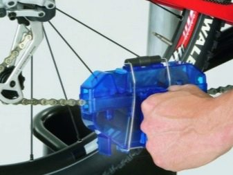 Машинка для чищення ланцюга велосипеда: огляд моделей для миття велосипедного ланцюга. Як користуватися такою щіткою?