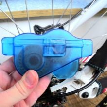 Машинка для чищення ланцюга велосипеда: огляд моделей для миття велосипедного ланцюга. Як користуватися такою щіткою?