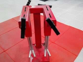 Механічний растяжитель для взуття: колодки і верстати для розтяжки взуття, дерев’яні розпірки та інші пристосування для збільшення розміру взуття