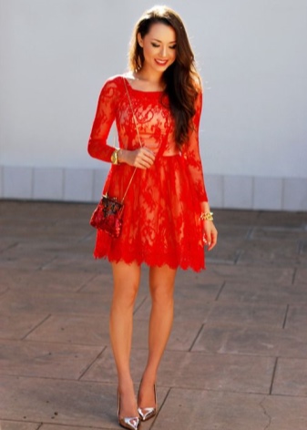 Металеві туфлі (40 фото): з чим носити моделі кольору металік і з металізованим носком