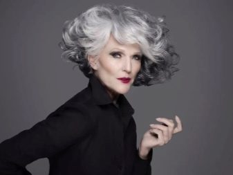 Металевий колір волосся (36 фото): сріблястий та сірий металік, платиновий метал і інші відтінки