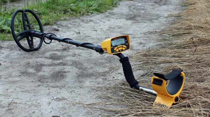 Металошукачі для золота: кращі потужні моделі. Чи реагують вони на золото і як його шукати? Як налаштувати глибинний металошукач?