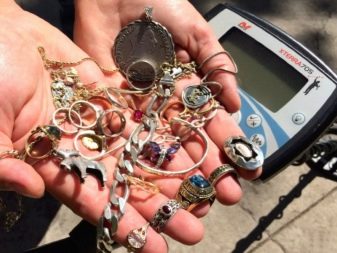 Металошукачі для золота: кращі потужні моделі. Чи реагують вони на золото і як його шукати? Як налаштувати глибинний металошукач?