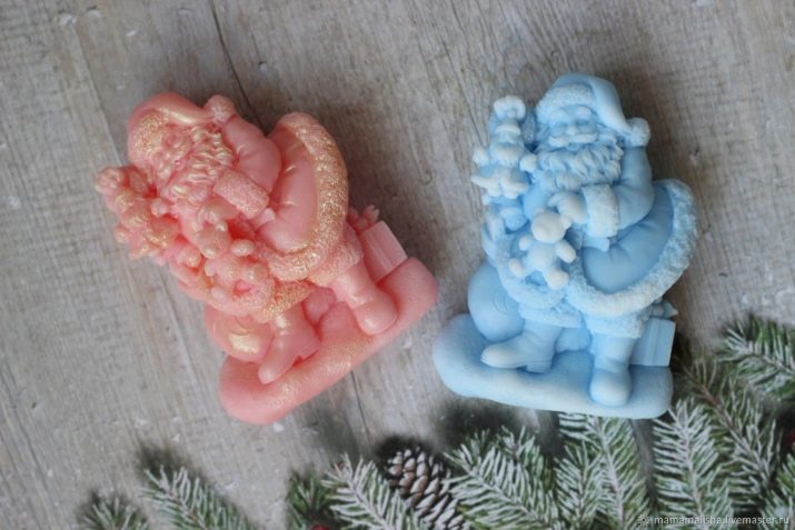 Мило ручної роботи на Новий рік (17 фото): як робити новорічне мило у формі Діда Мороза своїми руками?
