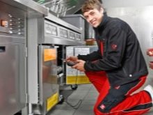 Мийки для кухні Franke (17 фото): товщина металу в кухонних раковинах з нержавіючої сталі, врізні моделі і інші різновиди