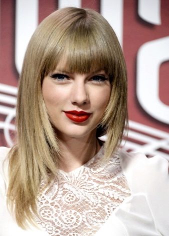 Молодіжні жіночі стрижки на середні волосся (27 фото): модні і красиві зачіски для молодих дівчат з волоссям середньої довжини