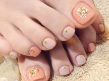 Морської педикюр (54 фото): дизайн в морському стилі 2020, модні літні тенденції декору з морськими зірками