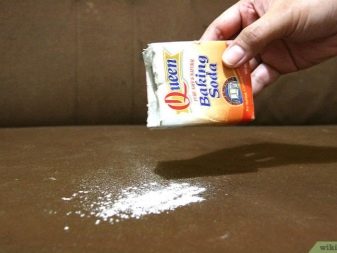 Ніж почистити диван від бруду без розлучень в домашніх умовах? Як прибрати плями на різній оббивці? Як відмити їх содою?