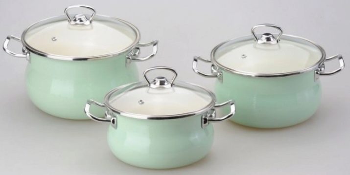 Набори емальованих каструль: опис наборів зі скляною кришкою, з чайником і інших варіантів, правила вибору посуду