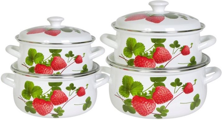 Набори емальованих каструль: опис наборів зі скляною кришкою, з чайником і інших варіантів, правила вибору посуду