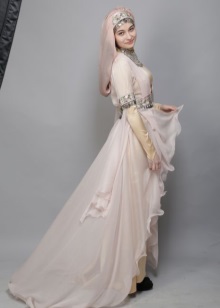 Національний костюм Дагестану (34 фото): традиційний жіночий і чоловічий дагестанський наряд