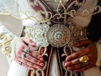 Національний костюм осетин (46 фото): жіночий і чоловічий весільний осетинський наряд