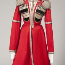 Національний костюм осетин (46 фото): жіночий і чоловічий весільний осетинський наряд