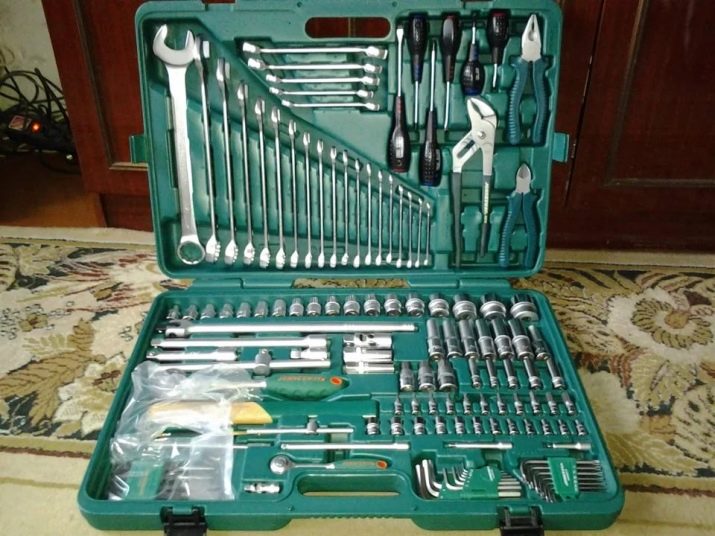 Найкращі подарунки для чоловіків: топ оригінальних ідей корисних подарунків дорослому чоловікові. Список бюджетних варіантів